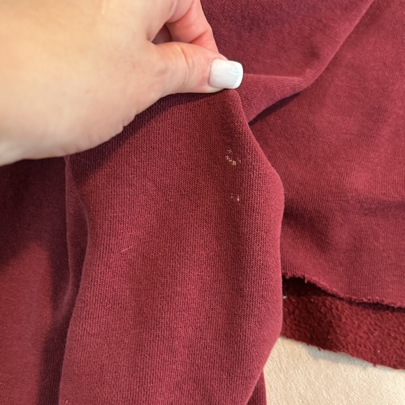 Red Pull Over - Picture 3 of 4